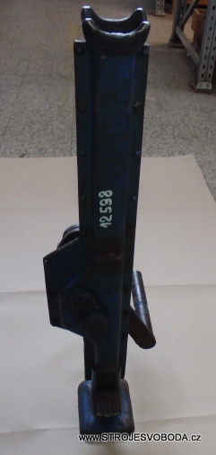 Hřebenový hever nosnost 2,5 T (12598 (2).JPG)